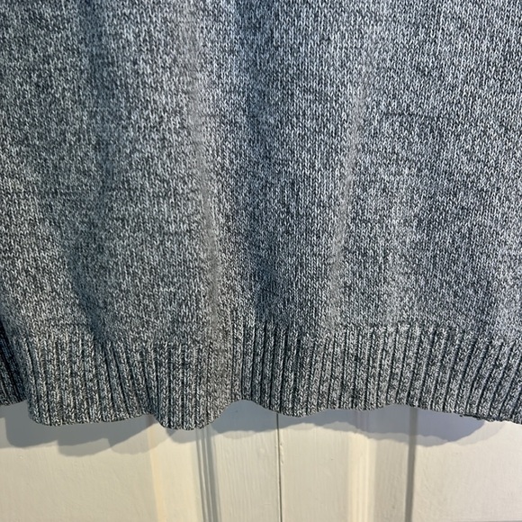 Urban Pipeline Hooded Sweater - Picture 5 of 8